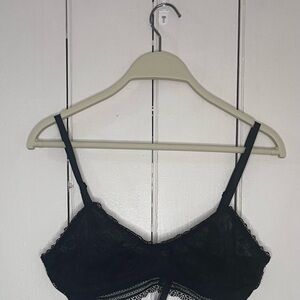 Lace Bralette in Black